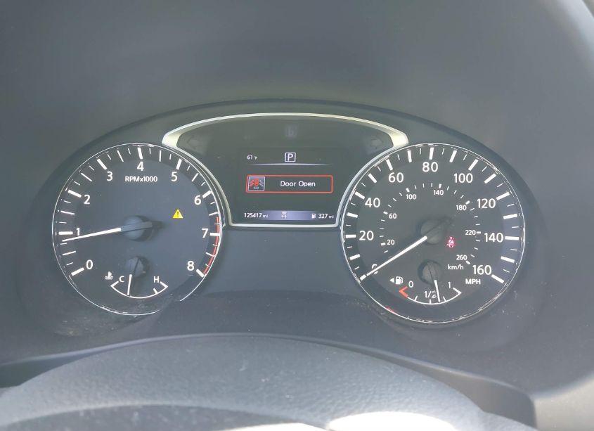 Photo 7 of 2018 Nissan Altima 2.5 SR (VIN 1N4AL3AP1JC156952)