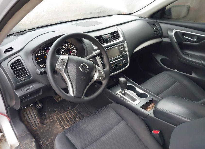 Photo 18 of 2018 Nissan Altima 2.5 S (VIN 1N4AL3AP1JC167062)