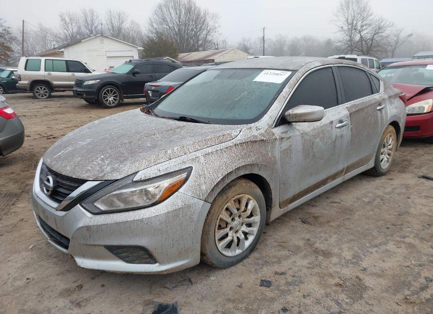 Photo 2 of 2018 Nissan Altima 2.5 S (VIN 1N4AL3AP1JC167062)