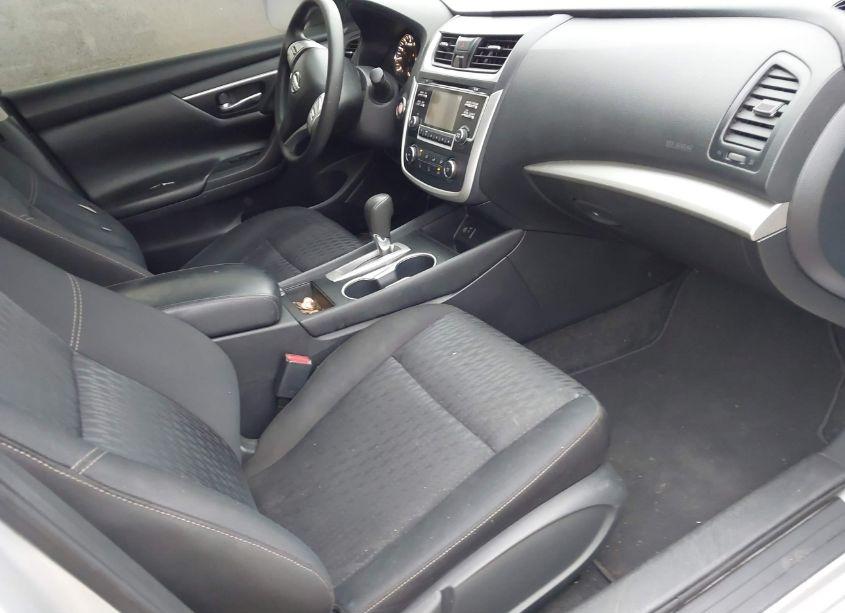 Photo 5 of 2018 Nissan Altima 2.5 S (VIN 1N4AL3AP1JC167062)