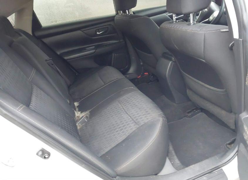 Photo 8 of 2018 Nissan Altima 2.5 S (VIN 1N4AL3AP1JC167062)