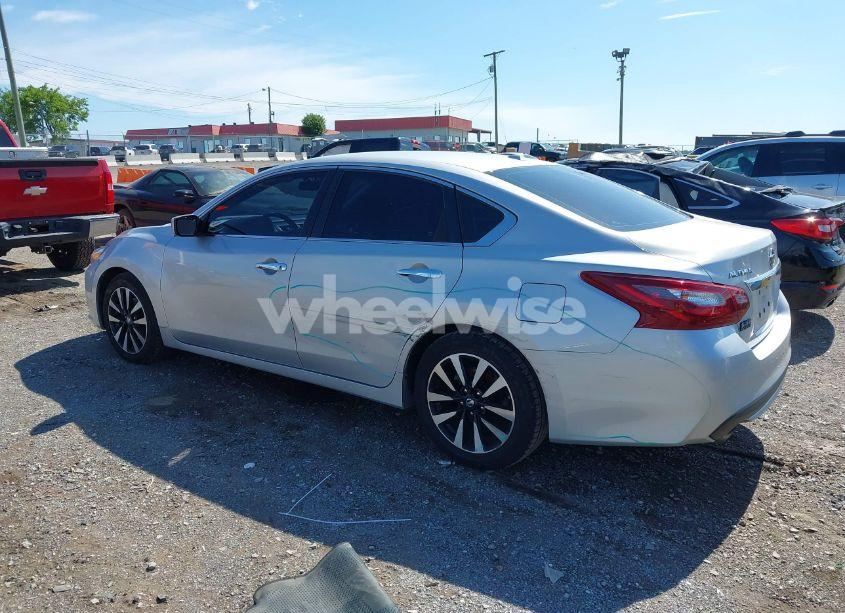 Photo 14 of 2018 Nissan Altima 2.5 SV (VIN 1N4AL3AP1JC171290)