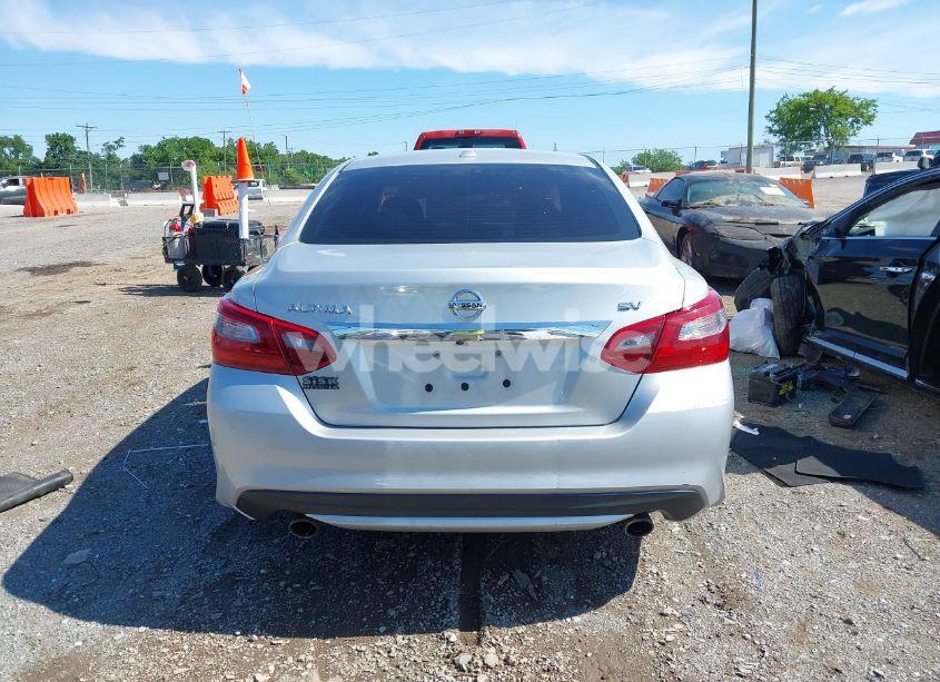 Photo 16 of 2018 Nissan Altima 2.5 SV (VIN 1N4AL3AP1JC171290)