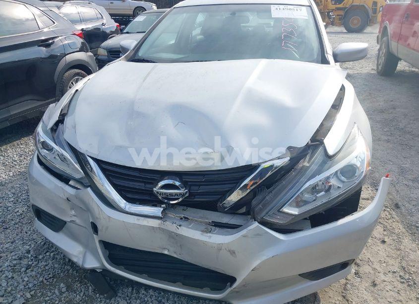 Photo 6 of 2018 Nissan Altima 2.5 S (VIN 1N4AL3AP1JC177350)