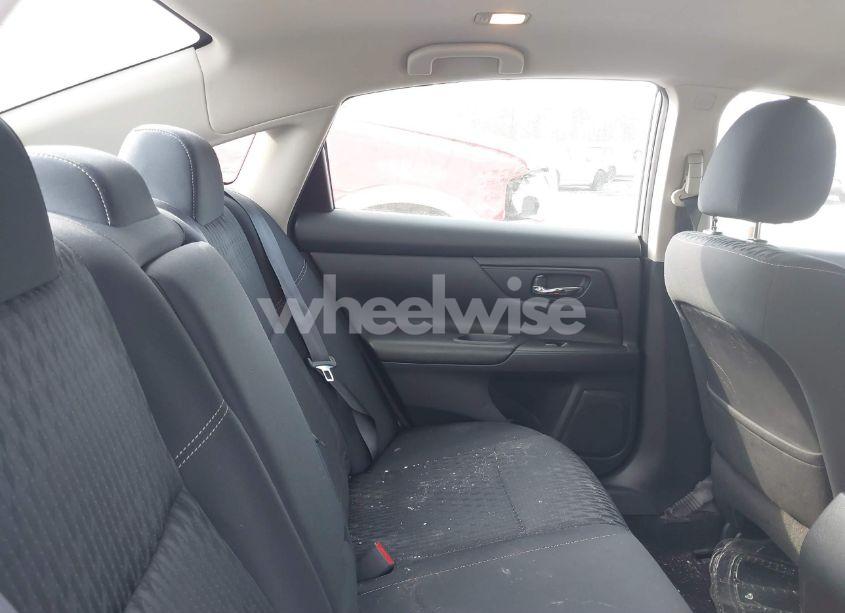 Photo 8 of 2018 Nissan Altima 2.5 S (VIN 1N4AL3AP1JC177350)