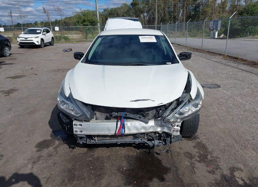 Photo 12 of 2018 Nissan Altima 2.5 SV (VIN 1N4AL3AP1JC197940)