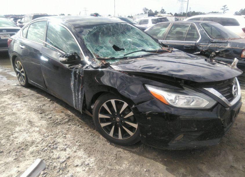 2018 Nissan Altima 2.5 SL (VIN 1N4AL3AP1JC200965) main photo