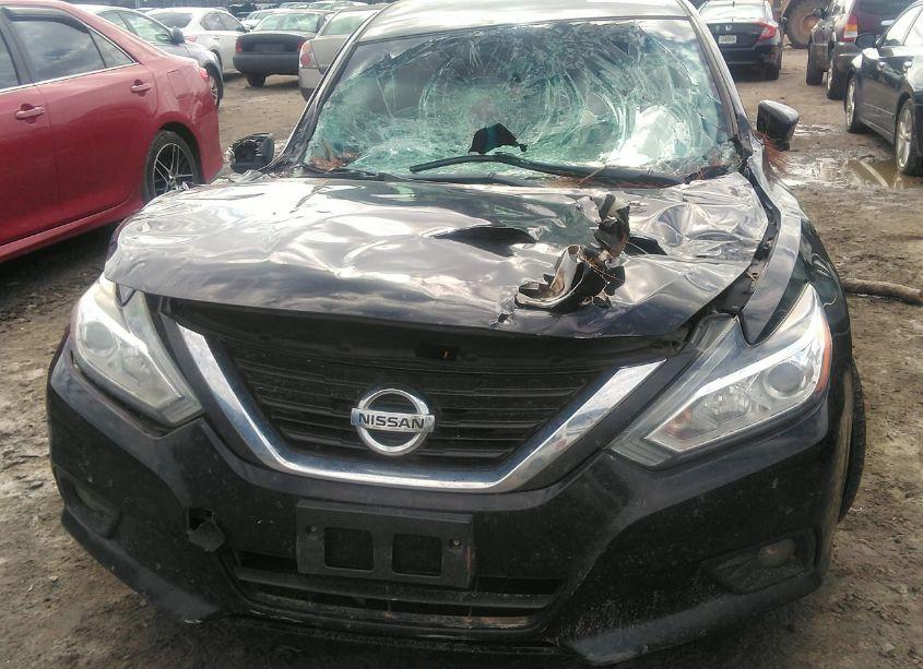 Photo 12 of 2018 Nissan Altima 2.5 SL (VIN 1N4AL3AP1JC200965)