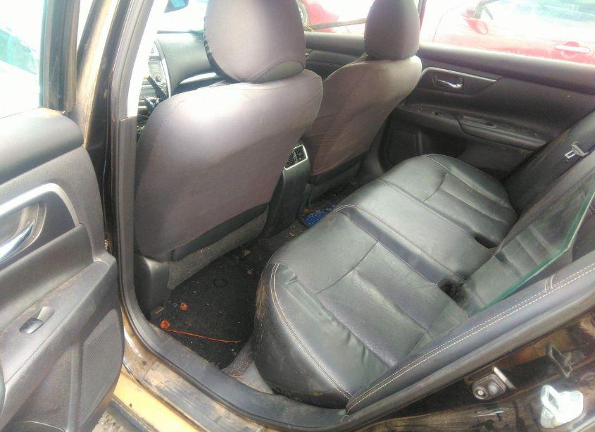 Photo 8 of 2018 Nissan Altima 2.5 SL (VIN 1N4AL3AP1JC200965)