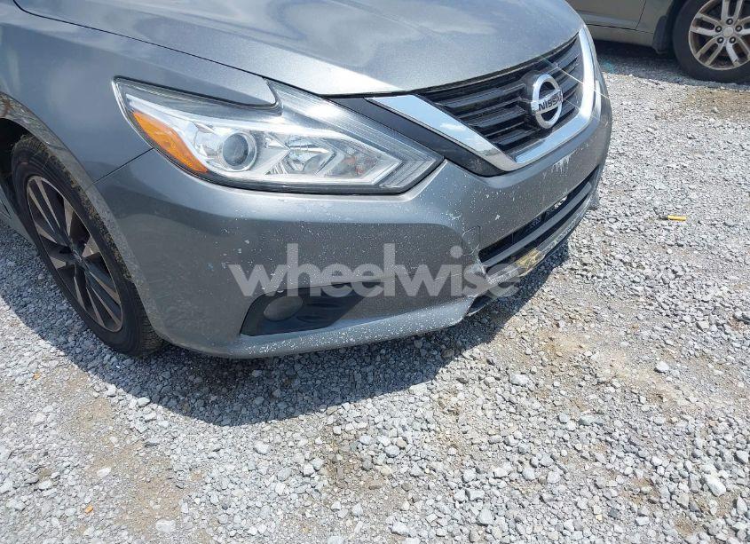 Photo 17 of 2018 Nissan Altima 2.5 SL (VIN 1N4AL3AP1JC202957)