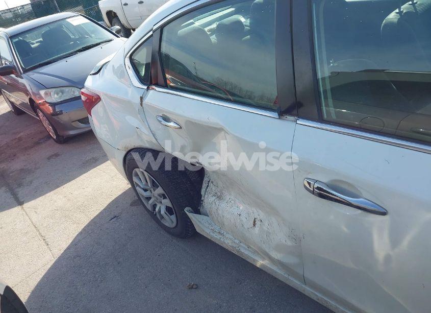 Photo 6 of 2018 Nissan Altima 2.5 S (VIN 1N4AL3AP1JC225641)