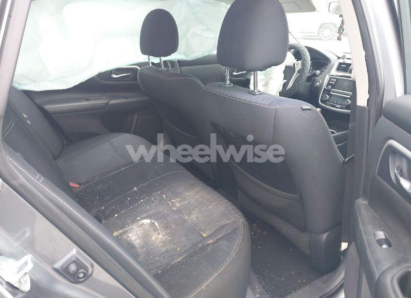 Photo 8 of 2018 Nissan Altima 2.5 SV (VIN 1N4AL3AP1JC251589)