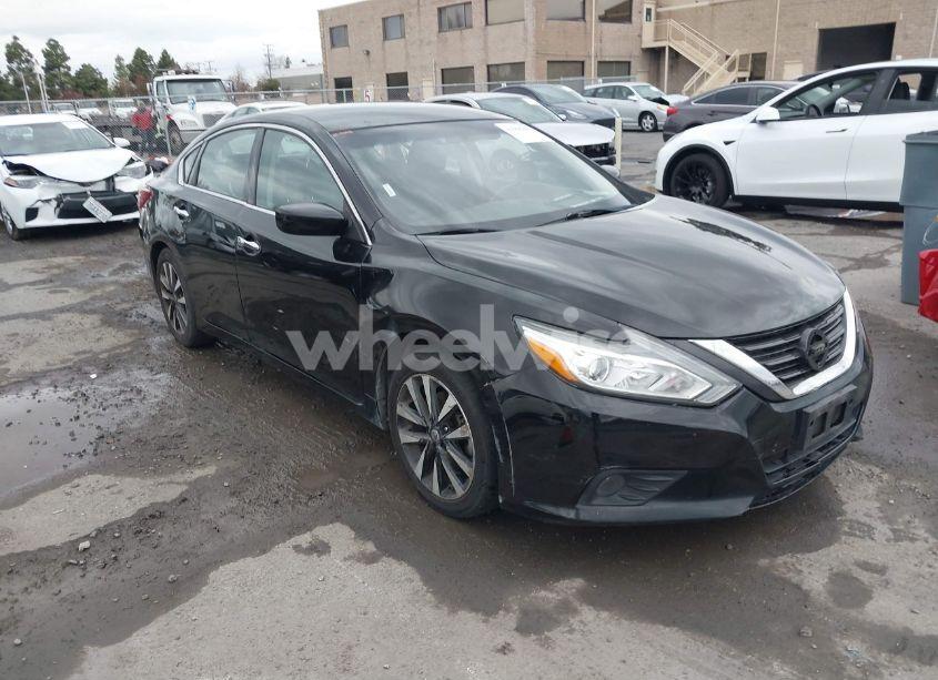 Photo 6 of 2018 Nissan Altima 2.5 SV (VIN 1N4AL3AP1JC259692)