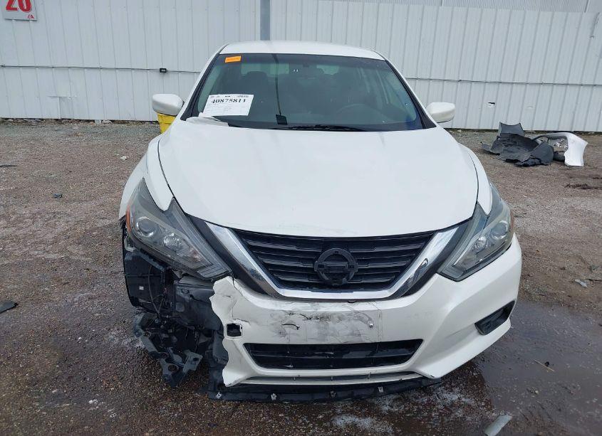 Photo 12 of 2018 Nissan Altima 2.5 SR (VIN 1N4AL3AP1JC279733)