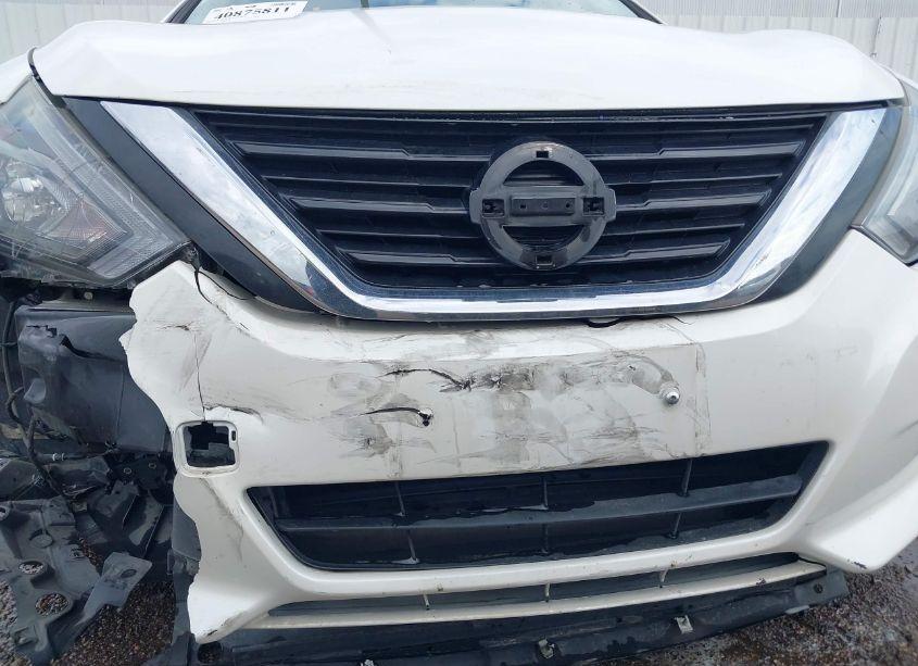 Photo 17 of 2018 Nissan Altima 2.5 SR (VIN 1N4AL3AP1JC279733)