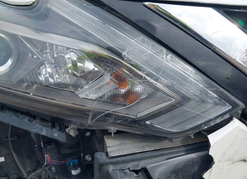 Photo 18 of 2018 Nissan Altima 2.5 SR (VIN 1N4AL3AP1JC279733)