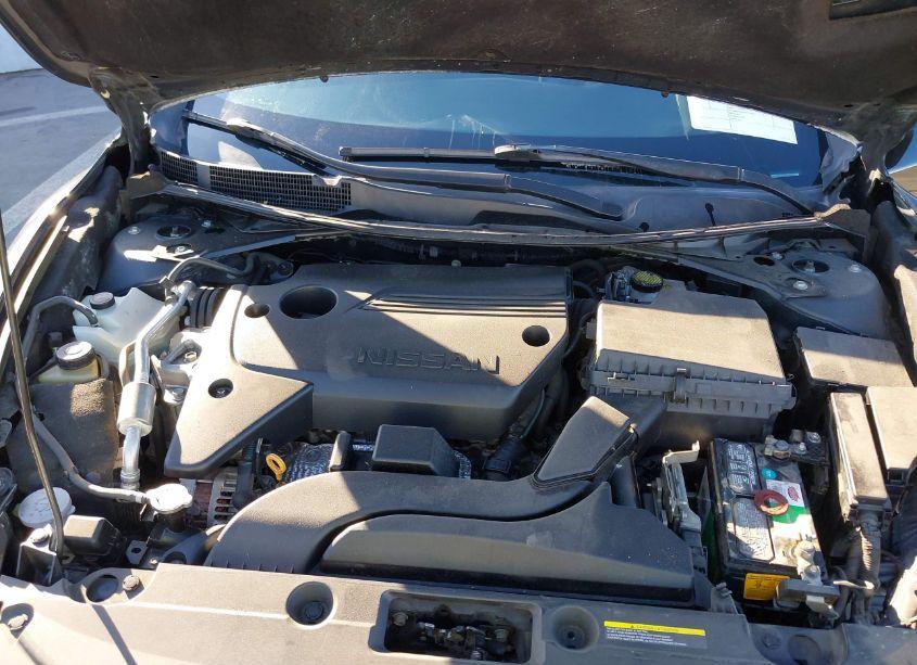 Photo 10 of 2018 Nissan Altima 2.5 SR (VIN 1N4AL3AP1JC280493)