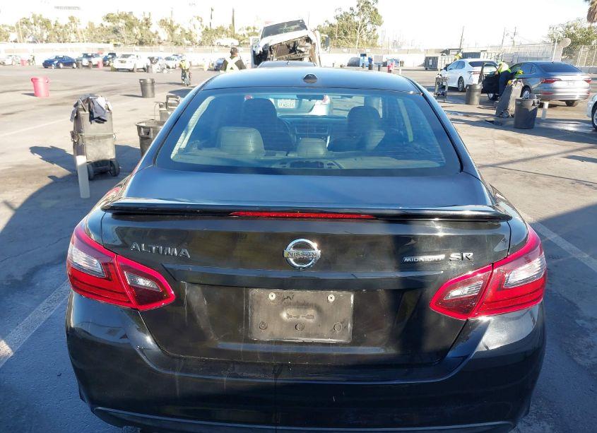 Photo 16 of 2018 Nissan Altima 2.5 SR (VIN 1N4AL3AP1JC280493)