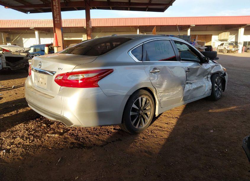 Photo 4 of 2018 Nissan Altima 2.5 SV (VIN 1N4AL3AP1JC282471)