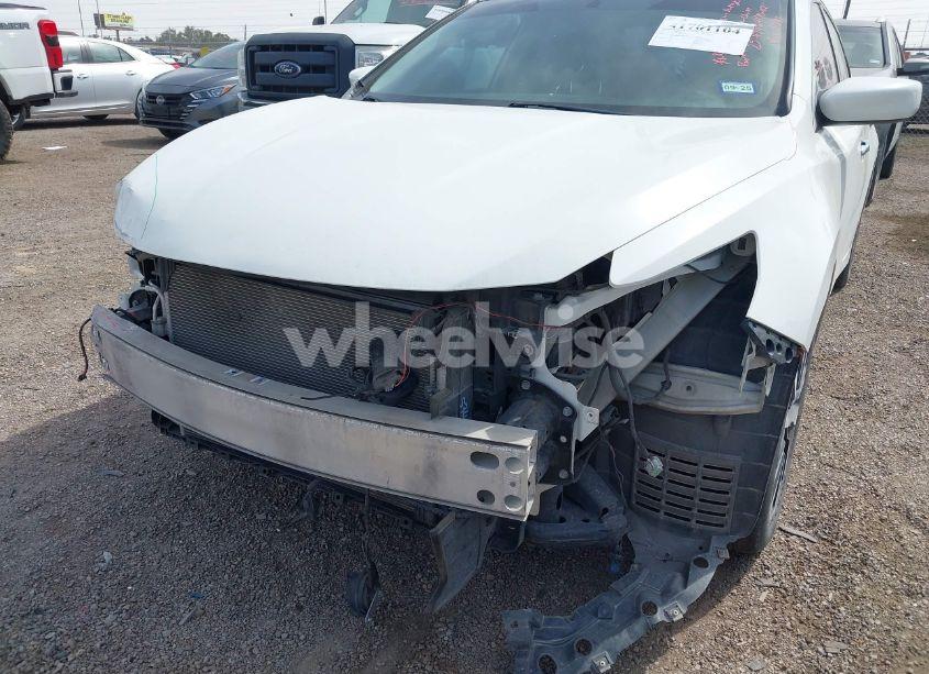 Photo 6 of 2018 Nissan Altima 2.5 SV (VIN 1N4AL3AP1JC283393)