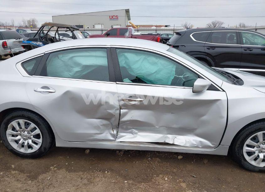 Photo 13 of 2018 Nissan Altima 2.5 S (VIN 1N4AL3AP1JC294667)