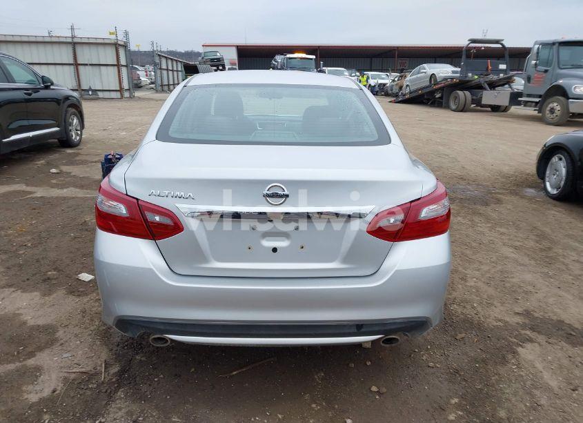 Photo 16 of 2018 Nissan Altima 2.5 S (VIN 1N4AL3AP1JC294667)