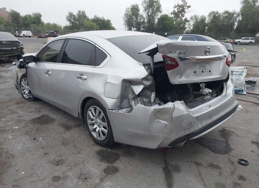 Photo 3 of 2018 Nissan Altima 2.5 S (VIN 1N4AL3AP1JC476742)