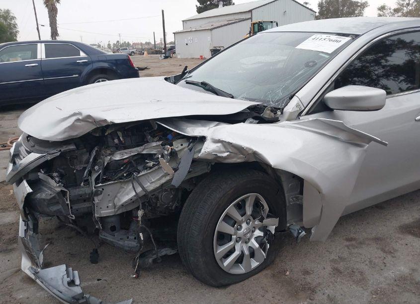 Photo 6 of 2018 Nissan Altima 2.5 S (VIN 1N4AL3AP1JC476742)