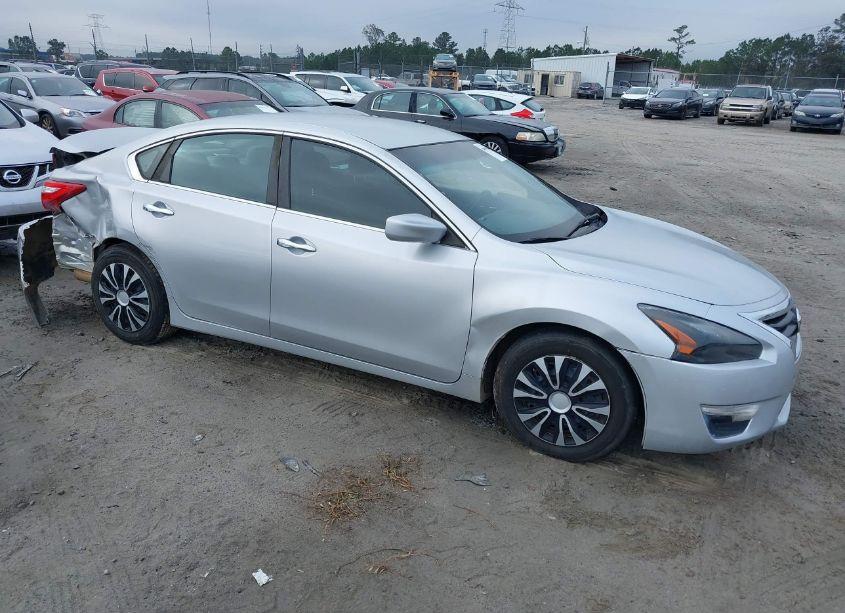 2013 Nissan Altima 2.5 S (VIN 1N4AL3AP2DC106081) main photo