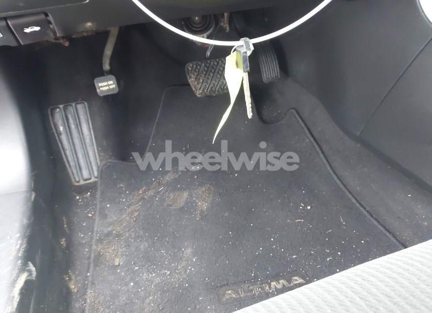 Photo 11 of 2013 Nissan Altima 2.5 SV (VIN 1N4AL3AP2DC114682)