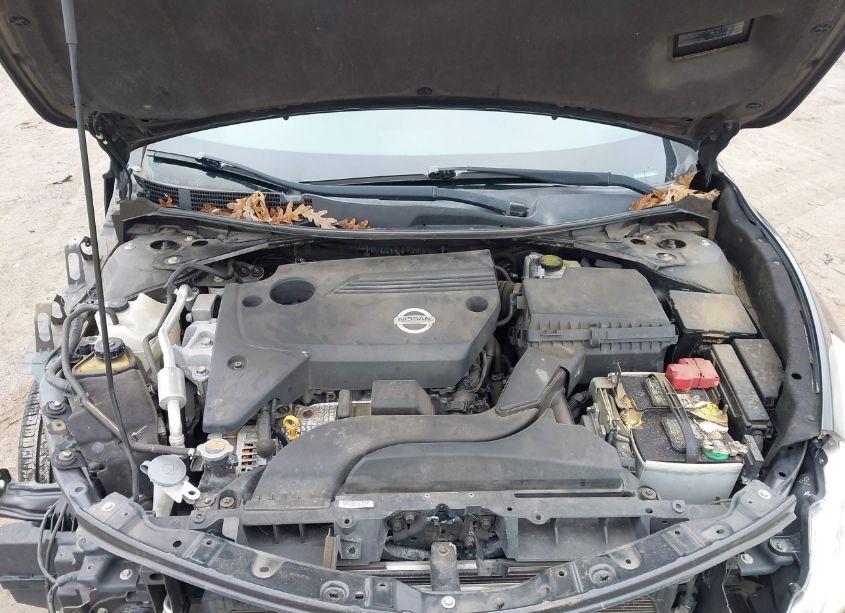 Photo 10 of 2013 Nissan Altima 2.5 S (VIN 1N4AL3AP2DC117565)