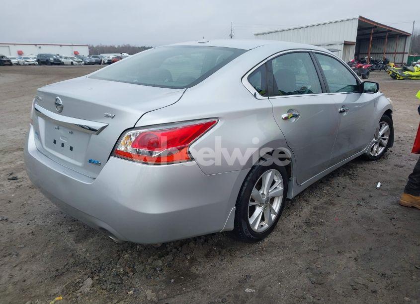 Photo 4 of 2013 Nissan Altima 2.5 SV (VIN 1N4AL3AP2DC135645)