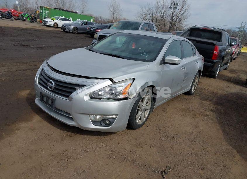 Photo 2 of 2013 Nissan Altima 2.5 SL (VIN 1N4AL3AP2DC135919)