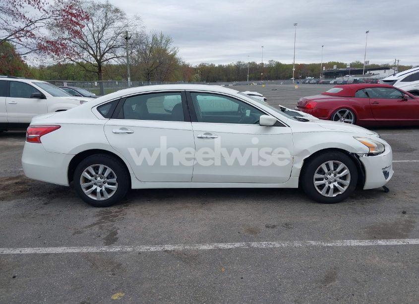 Photo 13 of 2013 Nissan Altima 2.5 S (VIN 1N4AL3AP2DC154177)