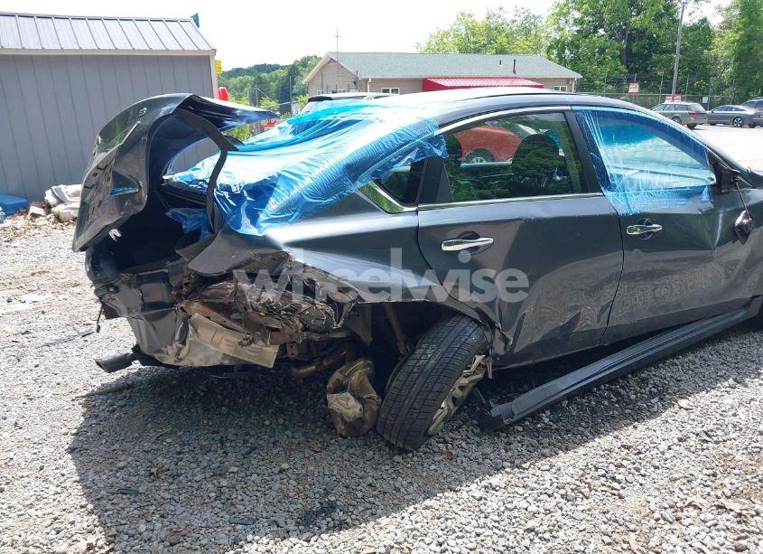 Photo 6 of 2013 Nissan Altima 2.5 S (VIN 1N4AL3AP2DC161016)