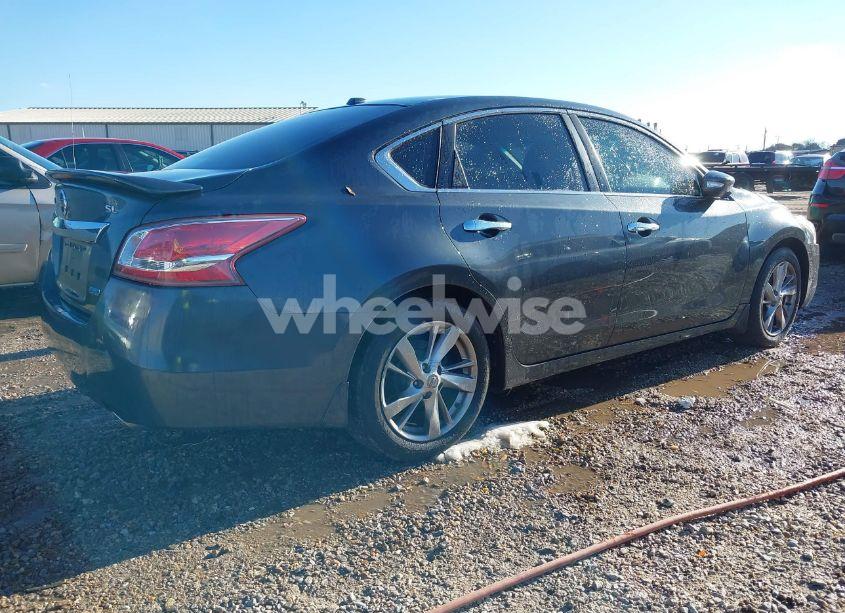 Photo 4 of 2013 Nissan Altima 2.5 SL (VIN 1N4AL3AP2DC198860)