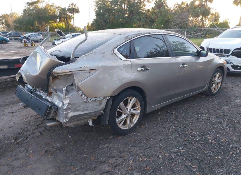 Photo 4 of 2013 Nissan Altima 2.5 S (VIN 1N4AL3AP2DC198969)