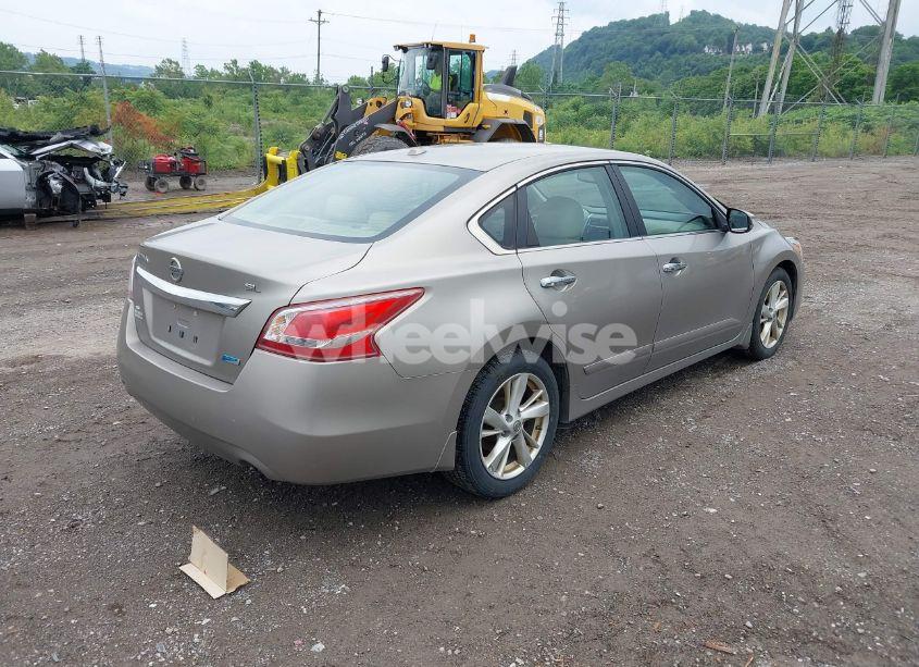 Photo 4 of 2013 Nissan Altima 2.5 SL (VIN 1N4AL3AP2DC202096)