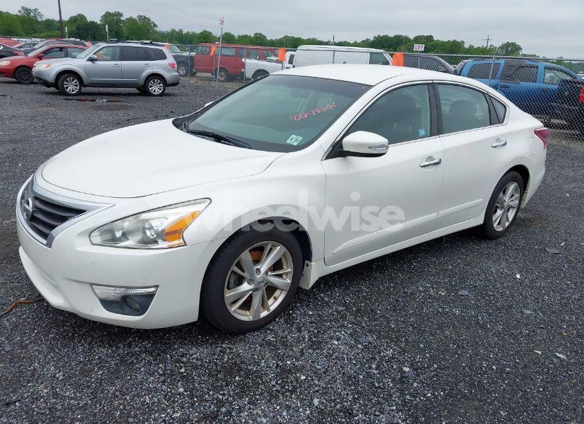 Photo 2 of 2013 Nissan Altima 2.5 SL (VIN 1N4AL3AP2DC249483)