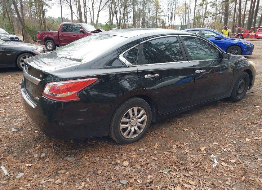 Photo 4 of 2013 Nissan Altima 2.5 S (VIN 1N4AL3AP2DC251282)