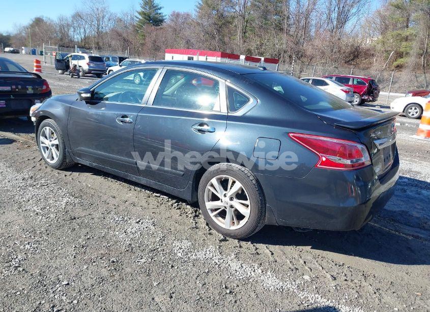 Photo 3 of 2013 Nissan Altima 2.5 SL (VIN 1N4AL3AP2DC276957)