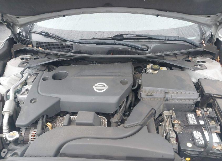 Photo 10 of 2013 Nissan Altima 2.5 S (VIN 1N4AL3AP2DC280457)