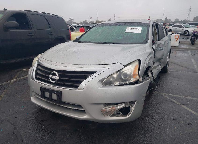 Photo 2 of 2013 Nissan Altima 2.5 S (VIN 1N4AL3AP2DC280457)