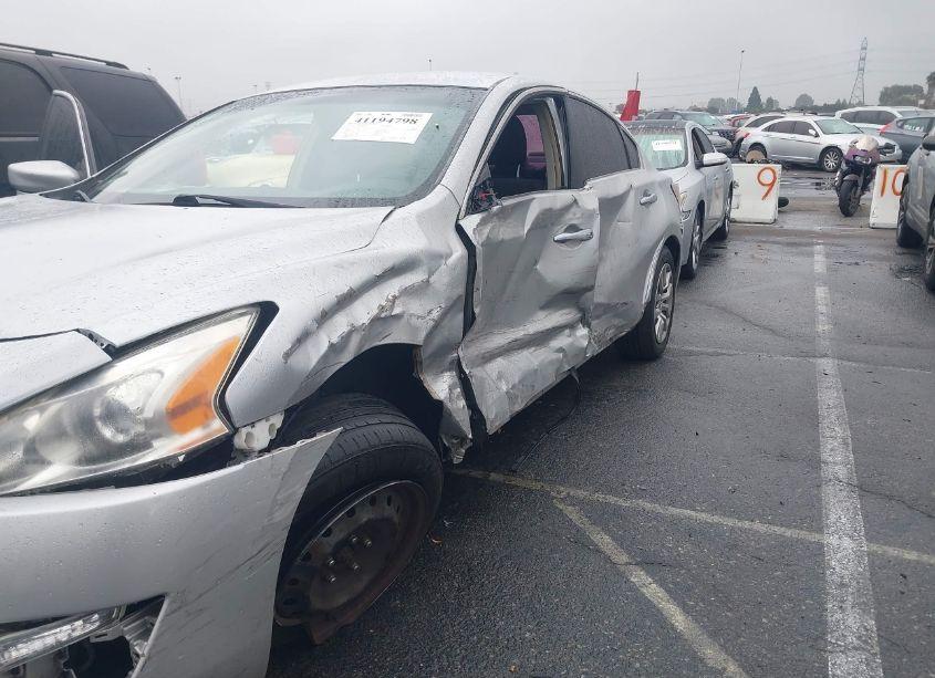 Photo 6 of 2013 Nissan Altima 2.5 S (VIN 1N4AL3AP2DC280457)