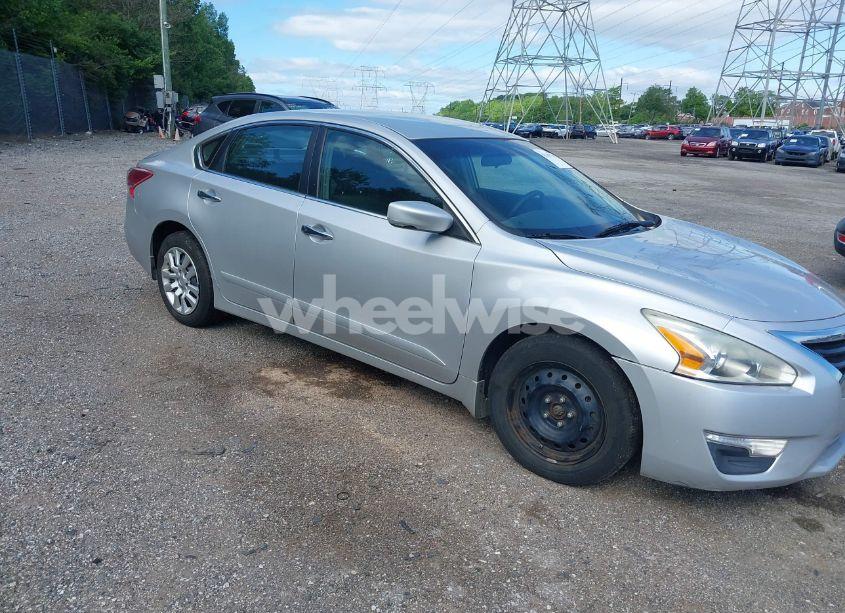 2013 Nissan Altima 2.5 S (VIN 1N4AL3AP2DC282984) main photo