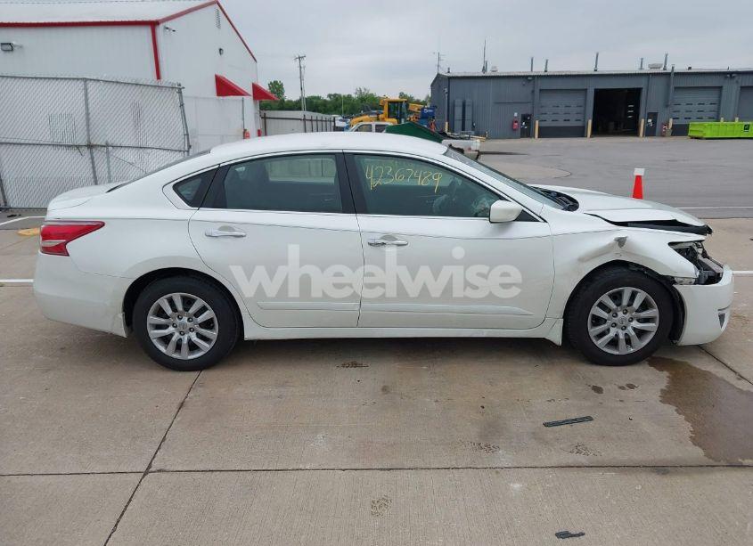 Photo 13 of 2013 Nissan Altima 2.5 S (VIN 1N4AL3AP2DC291815)