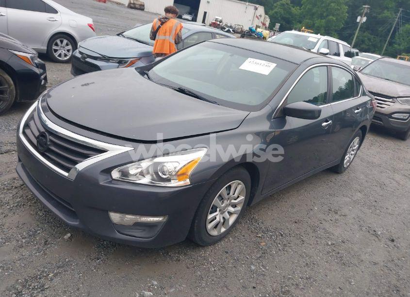 Photo 2 of 2013 Nissan Altima 2.5 S (VIN 1N4AL3AP2DC295413)