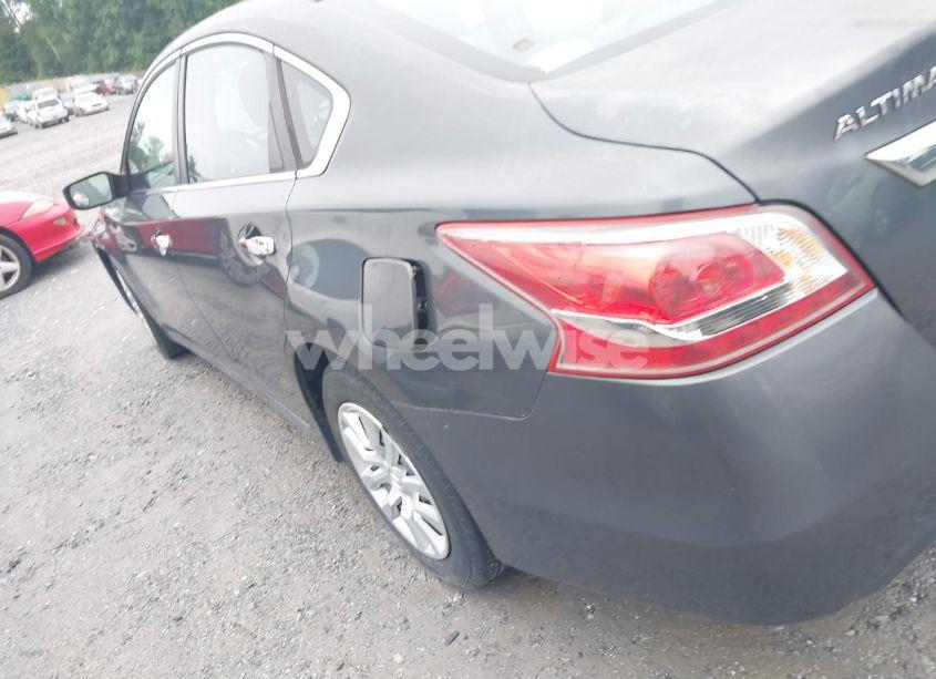 Photo 6 of 2013 Nissan Altima 2.5 S (VIN 1N4AL3AP2DC295413)