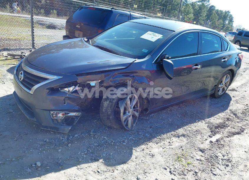 Photo 2 of 2013 Nissan Altima 2.5 SV (VIN 1N4AL3AP2DN405056)