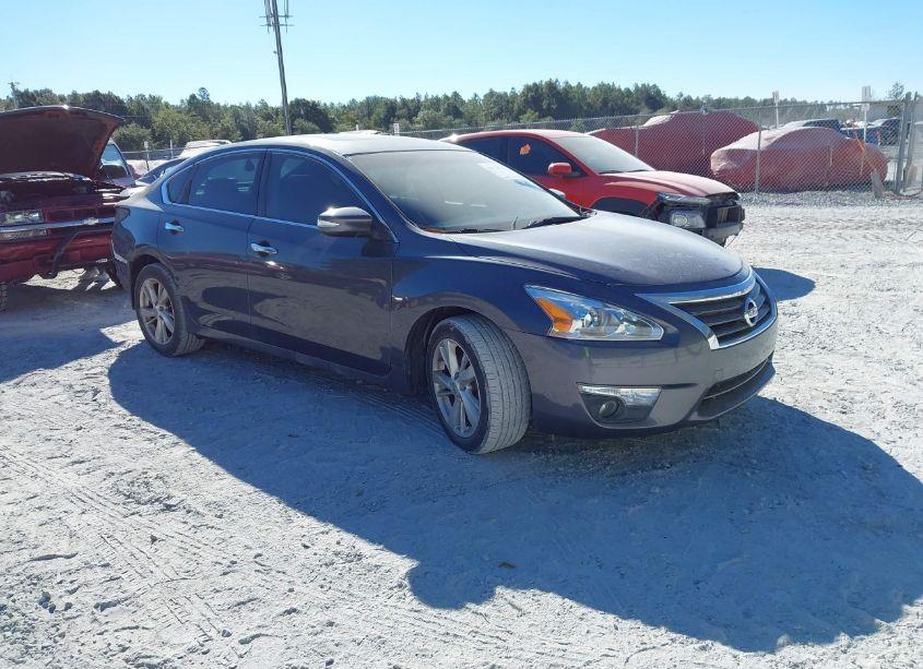 2013 Nissan Altima 2.5 SV (VIN 1N4AL3AP2DN422276) main photo